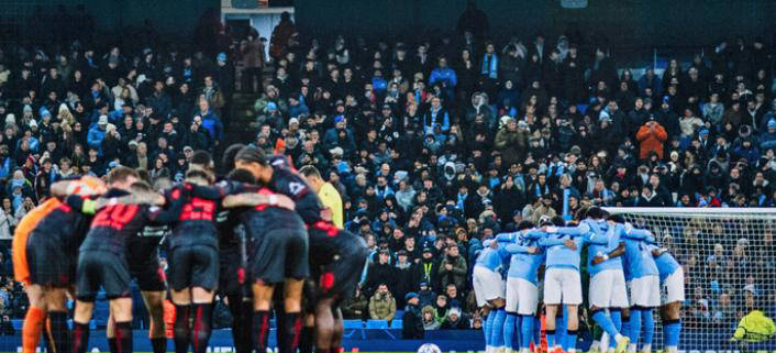 瓜迪奥拉十人轮换策略失灵，主场0-2负于勒沃库森引发球迷强烈不满